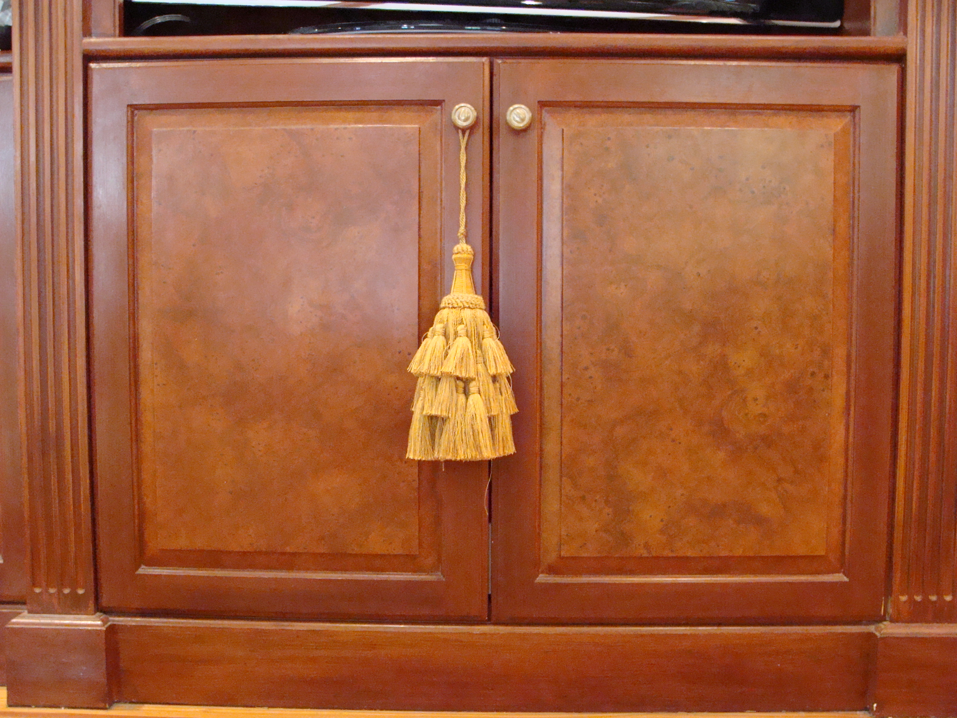 furniture/Navoriwallunit.JPG